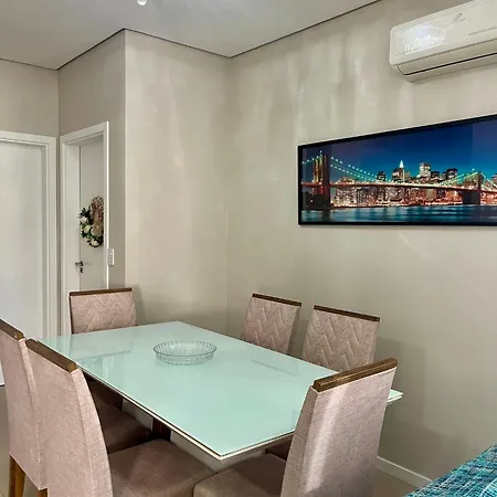 Apartamento encantador próximo à praia Governador Celso Ramos Exterior foto